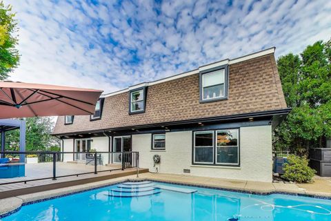 Tiny photo for 4003 Yorkshire Lane, Northbrook, IL 60062 (MLS # 12478414)