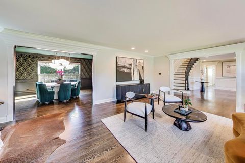 Tiny photo for 4003 Yorkshire Lane, Northbrook, IL 60062 (MLS # 12478414)