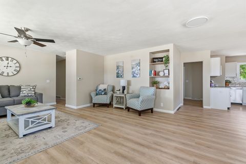 Tiny photo for 105 W Price Street, Eldridge, IA 52748 (MLS # 12640885)