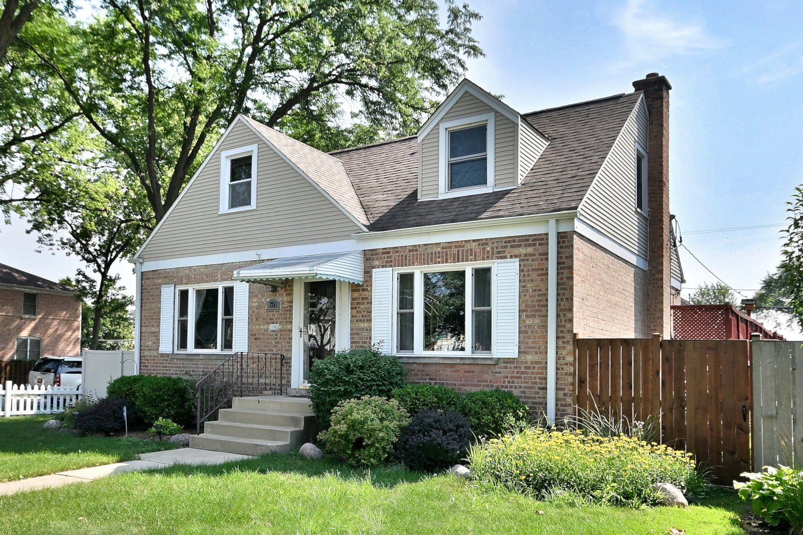 7357 N Oketo Avenue