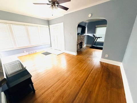 Tiny photo for 810 E Lincoln Street, Hoopeston, IL 60942 (MLS # 12668437)