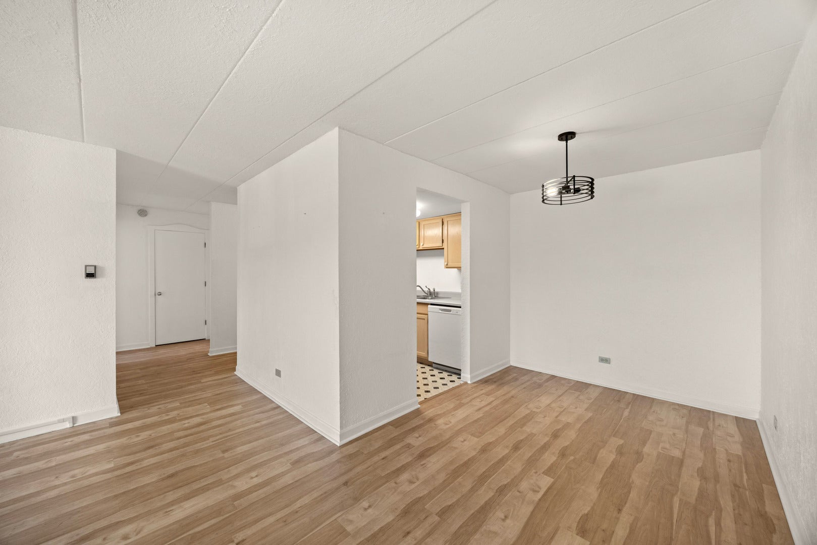 1 Renaissance Place 302