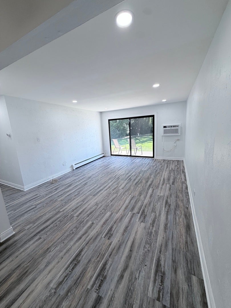8000 Archer Avenue 117