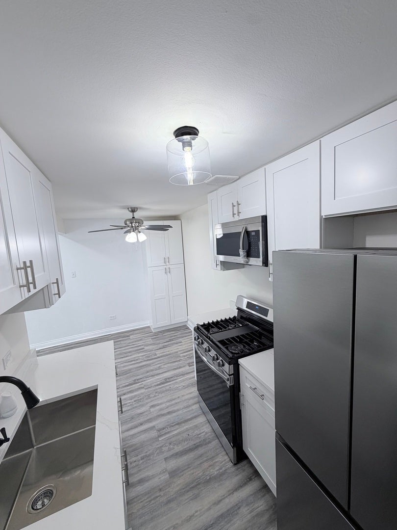 8000 Archer Avenue 117