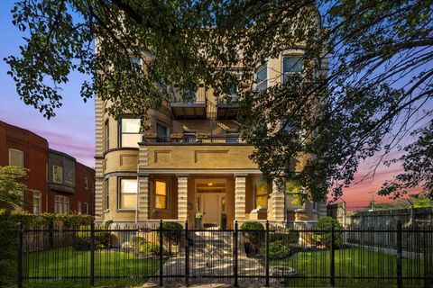 Tiny photo for 512 E Oakwood Boulevard #2, Chicago, IL 60653 (MLS # 12573882)