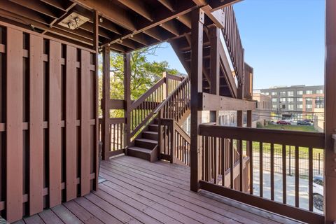 Tiny photo for 512 E Oakwood Boulevard #2, Chicago, IL 60653 (MLS # 12573882)