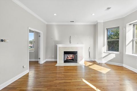 Tiny photo for 512 E Oakwood Boulevard #2, Chicago, IL 60653 (MLS # 12573882)