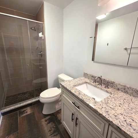 Tiny photo for 6033 N Sheridan Road #35F, Chicago, IL 60660 (MLS # 12524805)
