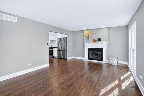 Tiny photo for 4003 Cumnor Road, Downers Grove, IL 60515 (MLS # 12564133)