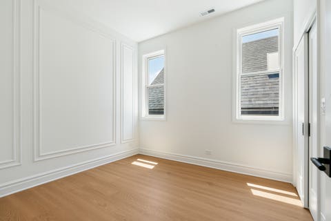 Tiny photo for 3329 N Whipple Street #3, Chicago, IL 60618 (MLS # 12698520)