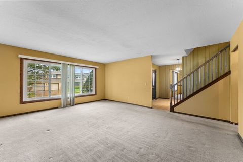 Tiny photo for 1321 Terrace Park Drive, Bettendorf, IA 52722 (MLS # 12609509)