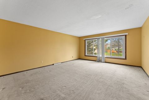 Tiny photo for 1321 Terrace Park Drive, Bettendorf, IA 52722 (MLS # 12609509)