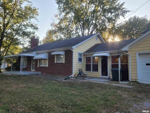 Tiny photo for 17315 N Old Salem Lane, Mt Vernon, IL 62864 (MLS # EB460154)