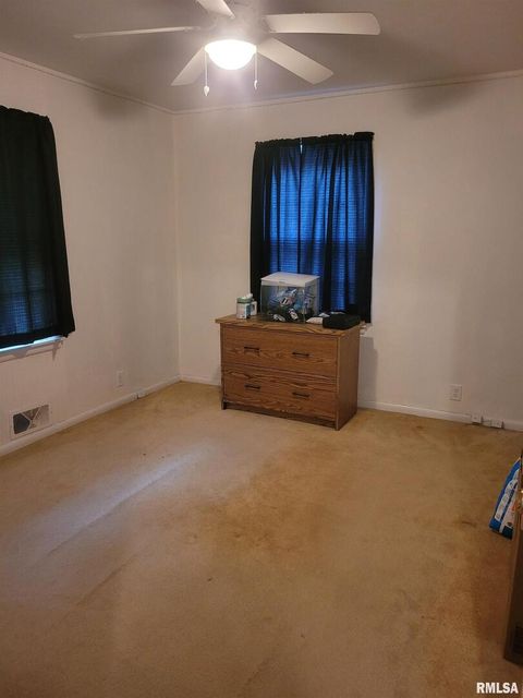 Tiny photo for 17315 N Old Salem Lane, Mt Vernon, IL 62864 (MLS # EB460154)