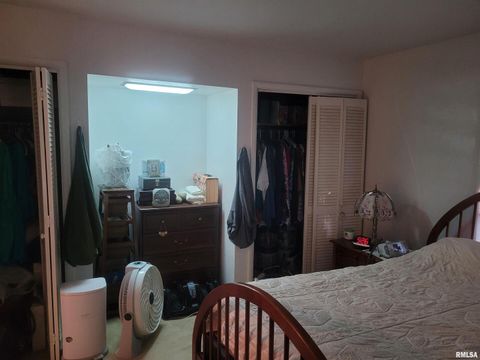 Tiny photo for 17315 N Old Salem Lane, Mt Vernon, IL 62864 (MLS # EB460154)