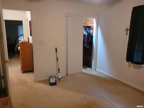 Tiny photo for 17315 N Old Salem Lane, Mt Vernon, IL 62864 (MLS # EB460154)