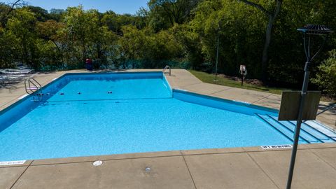 Tiny photo for 1833 Four Lakes Avenue #3M, Lisle, IL 60532 (MLS # 12673348)