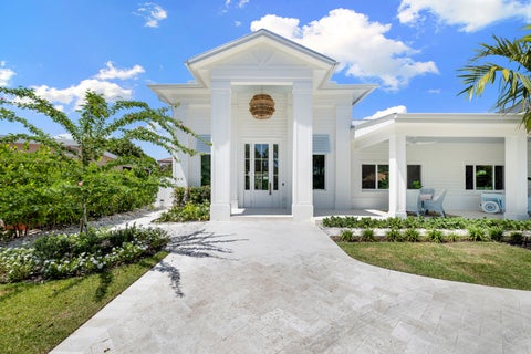 Tiny photo for 757 Broad Court S, Naples, FL 34102 (MLS # 12760495)