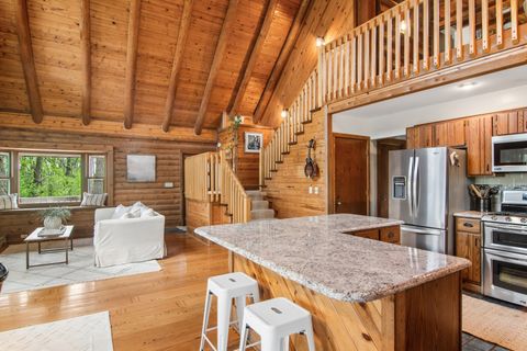 Tiny photo for 200 Wildwood Lane, Fox River Grove, IL 60021 (MLS # 12625329)