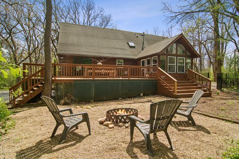 Tiny photo for 200 Wildwood Lane, Fox River Grove, IL 60021 (MLS # 12625329)