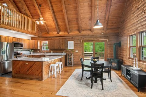 Tiny photo for 200 Wildwood Lane, Fox River Grove, IL 60021 (MLS # 12625329)