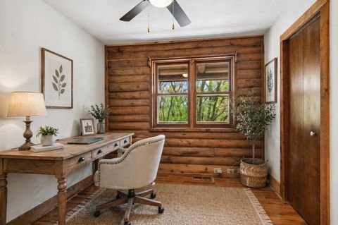 Tiny photo for 200 Wildwood Lane, Fox River Grove, IL 60021 (MLS # 12625329)