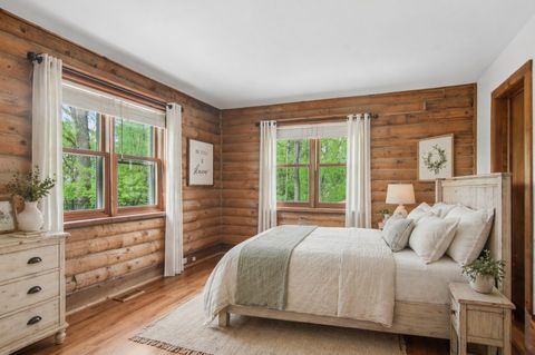 Tiny photo for 200 Wildwood Lane, Fox River Grove, IL 60021 (MLS # 12625329)