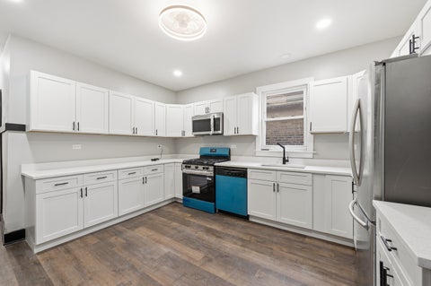Tiny photo for 8418 S Essex Avenue, Chicago, IL 60617 (MLS # 12755768)