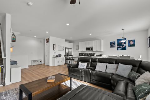 Tiny photo for 1016 Gillespie Lane, Yorkville, IL 60560 (MLS # 12551743)