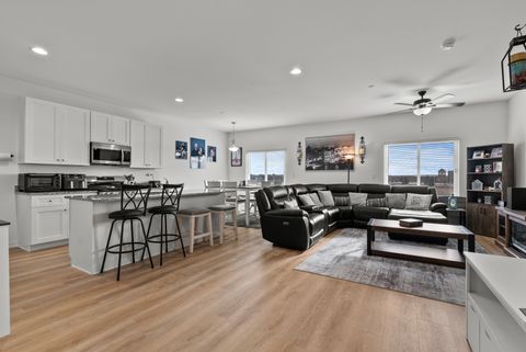 Tiny photo for 1016 Gillespie Lane, Yorkville, IL 60560 (MLS # 12551743)