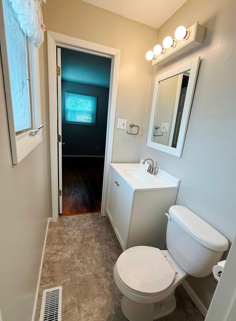 Tiny photo for 1106 Shoals Drive, Lockport, IL 60441 (MLS # 12471372)