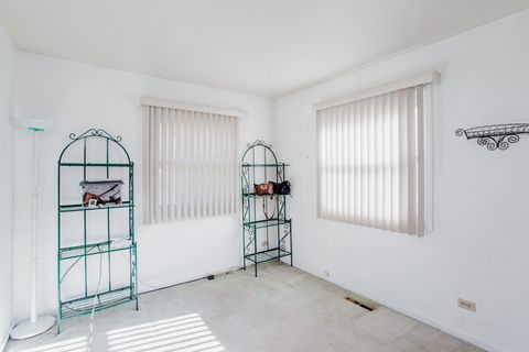 Tiny photo for 106 Woodcrest Circle, Streamwood, IL 60107 (MLS # 12521383)