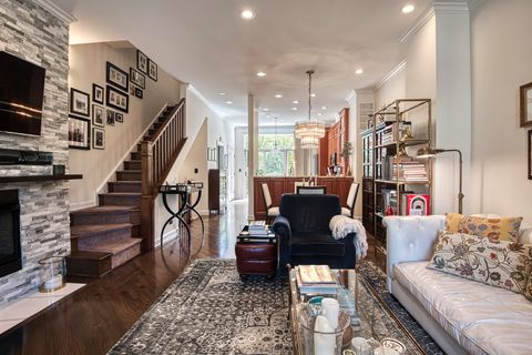 Tiny photo for 339 W SCOTT Street, Chicago, IL 60610 (MLS # 12582753)