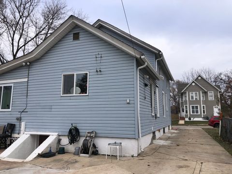 Tiny photo for 569 North Avenue, Aurora, IL 60505 (MLS # 12535143)