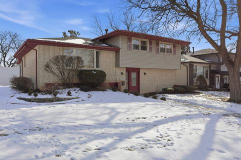 Photo of 16309 66th Court, Tinley Park, IL 60477 (MLS # 12562708)