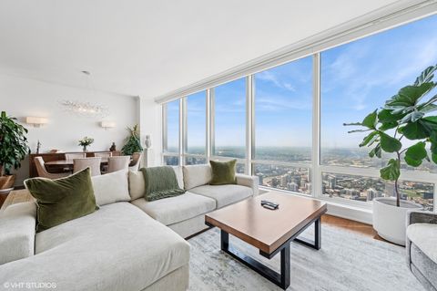 Tiny photo for 401 N Wabash Avenue #82B, Chicago, IL 60611 (MLS # 12425935)