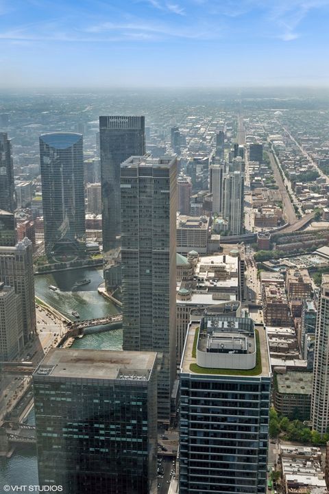 Tiny photo for 401 N Wabash Avenue #82B, Chicago, IL 60611 (MLS # 12425935)