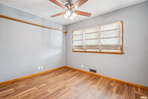 Tiny photo for 4132 RODEO Road, Davenport, IA 52806 (MLS # QC4269119)