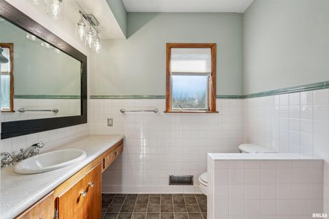 Tiny photo for 4132 RODEO Road, Davenport, IA 52806 (MLS # QC4269119)