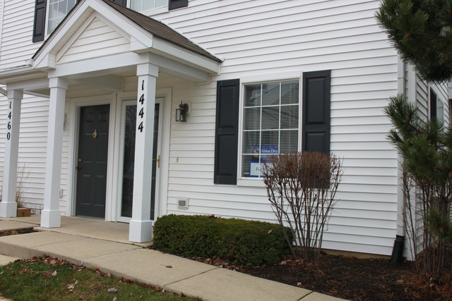 View Aurora, IL 60505 townhome