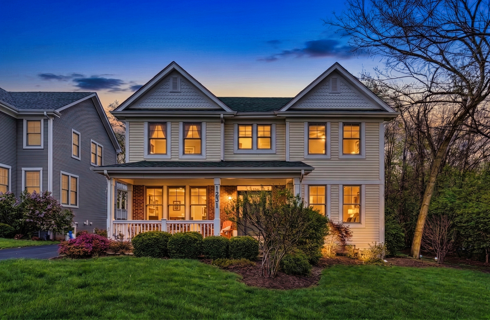 1231 S Ardmore Avenue