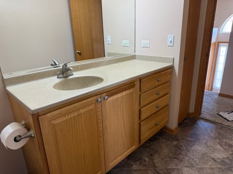 Tiny photo for 729 River Edge Circle, Ottawa, IL 61350 (MLS # 12498639)