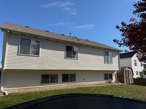 Tiny photo for 729 River Edge Circle, Ottawa, IL 61350 (MLS # 12498639)