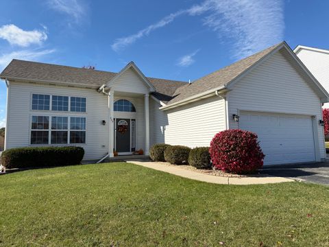 Photo of 729 River Edge Circle, Ottawa, IL 61350 (MLS # 12498639) Photo of 729 River Edge Circle, Ottawa, IL 61350 (MLS # 12498639)