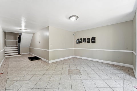 Tiny photo for 2509 E 76th Street #1, Chicago, IL 60649 (MLS # 12734554)