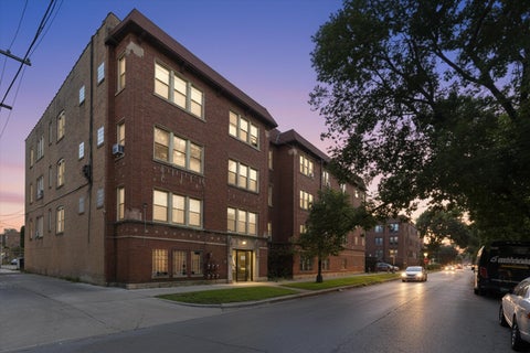 Photo of 2509 E 76th Street #1, Chicago, IL 60649 (MLS # 12734554)