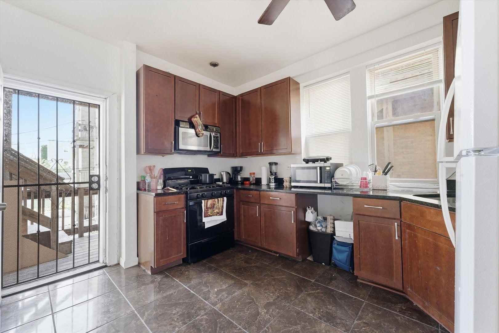 2509 E 76th Street 1