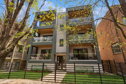 3105 N DAMEN Avenue 3S Chicago IL 60618