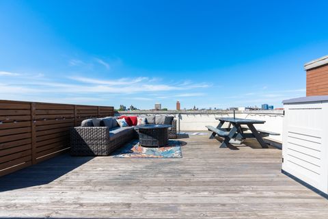 Tiny photo for 1425 W Grand Avenue #3E, Chicago, IL 60642 (MLS # 12628742)