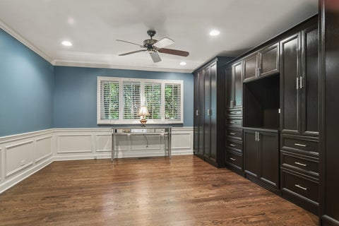 Tiny photo for 4 Stuart On Oxford Street, Rolling Meadows, IL 60008 (MLS # 12746455)